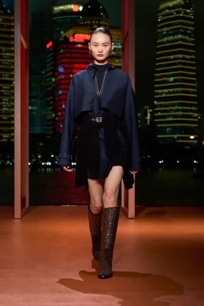 Look 55